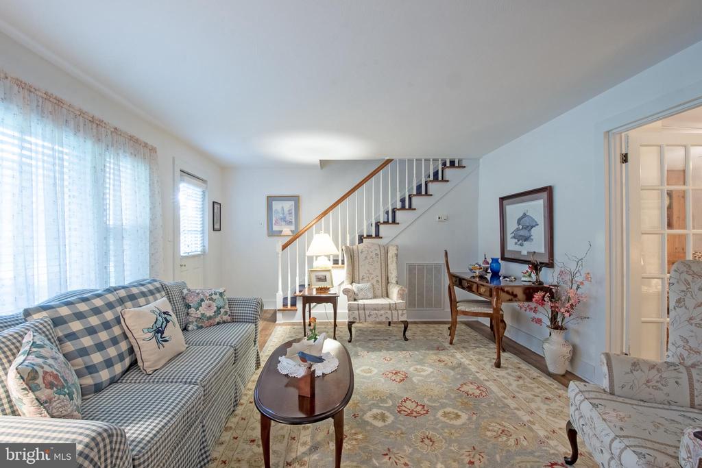 439 KINGS HIGHWAY