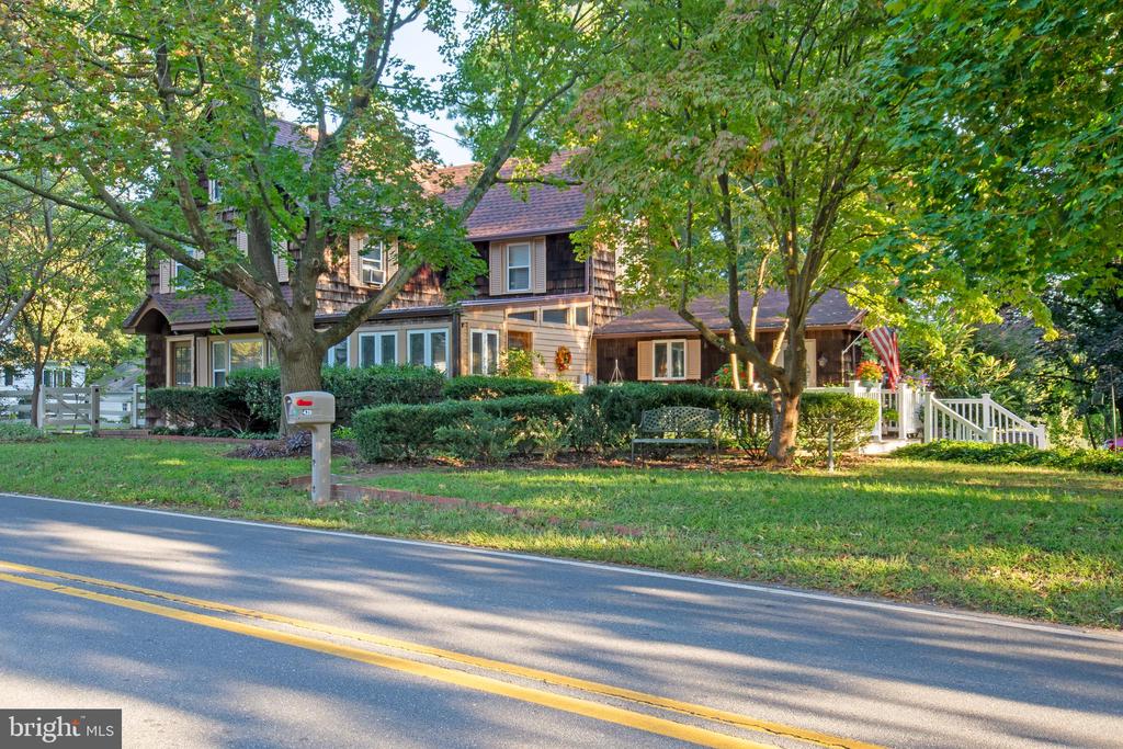 439 KINGS HIGHWAY