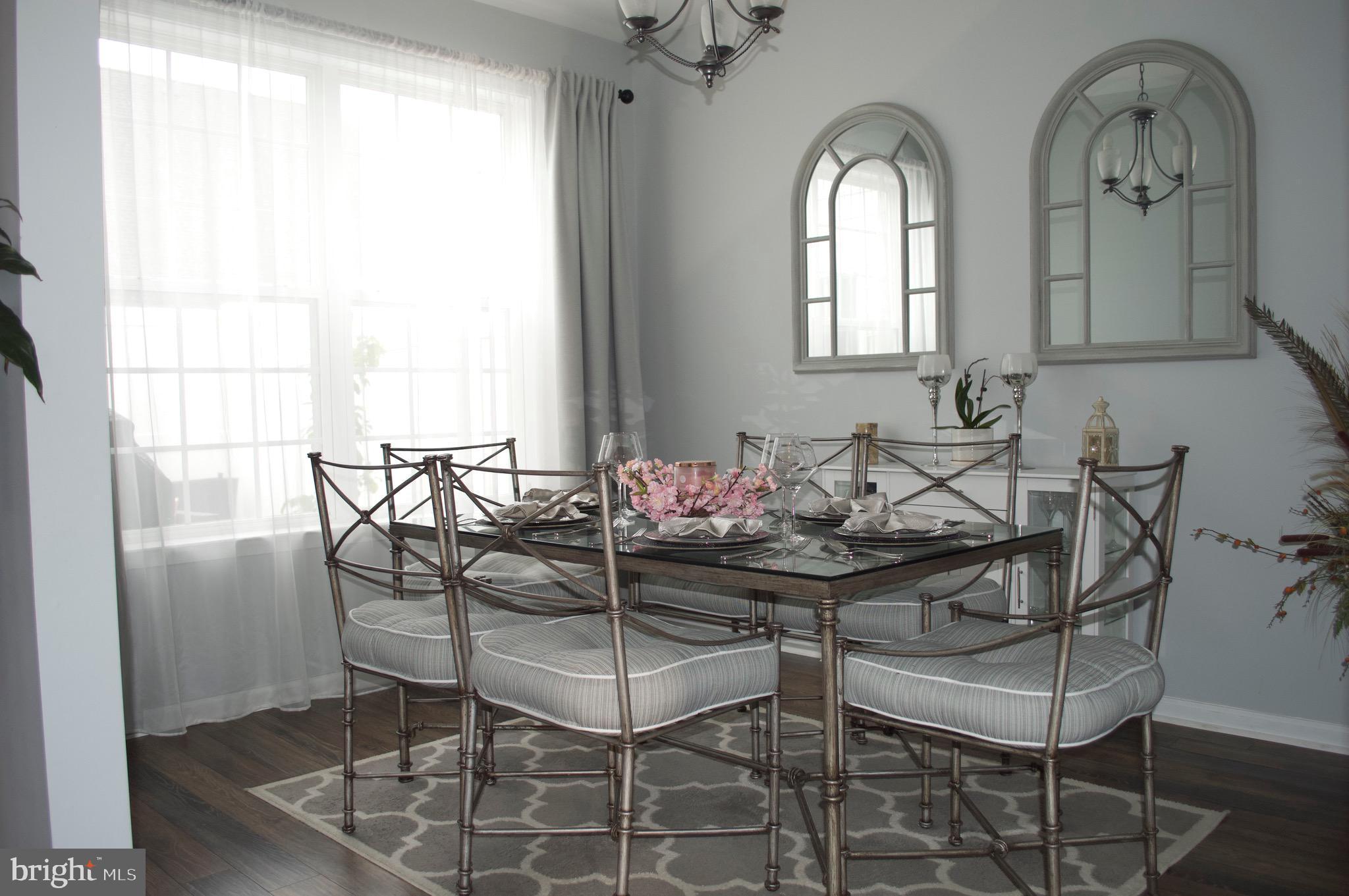 214 W Bourne Way #2-2