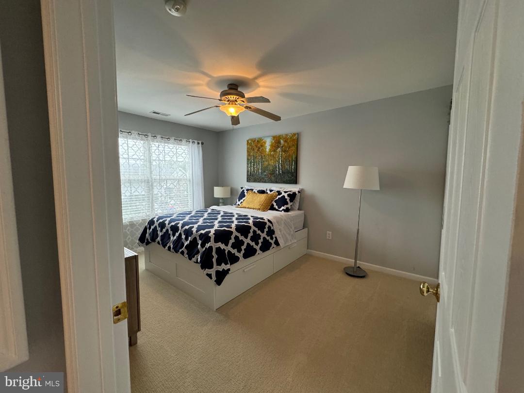 214 W Bourne Way #2-2