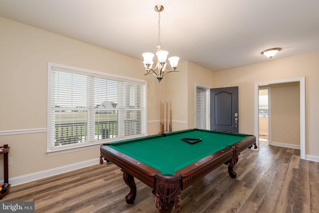 4409 Greenbriar Way