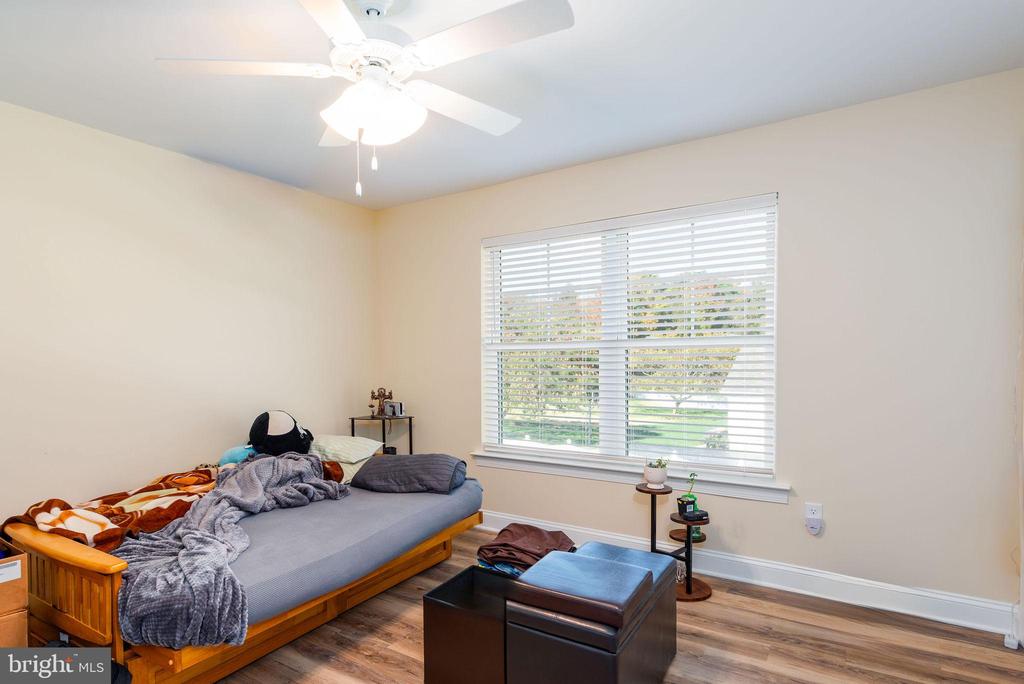 4409 Greenbriar Way