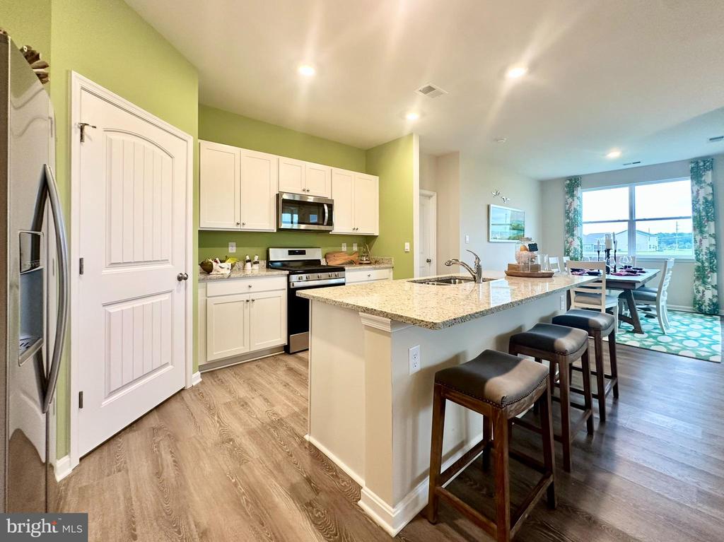 9175 GREENWAY TRAIL