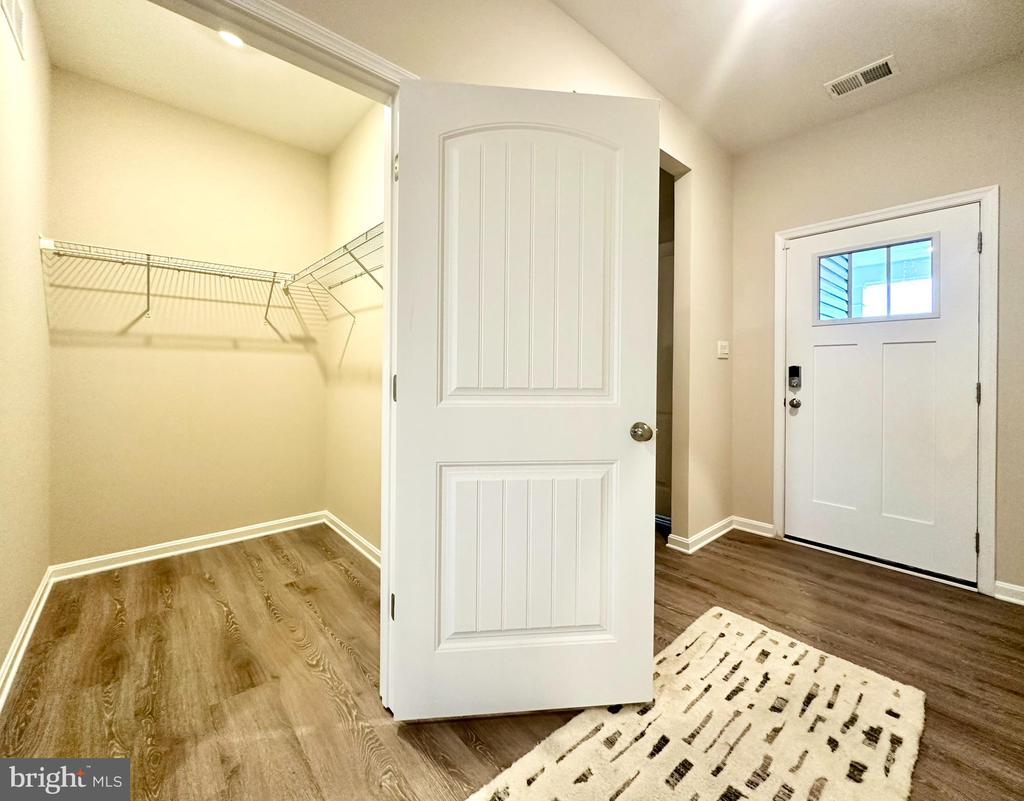 9175 GREENWAY TRAIL