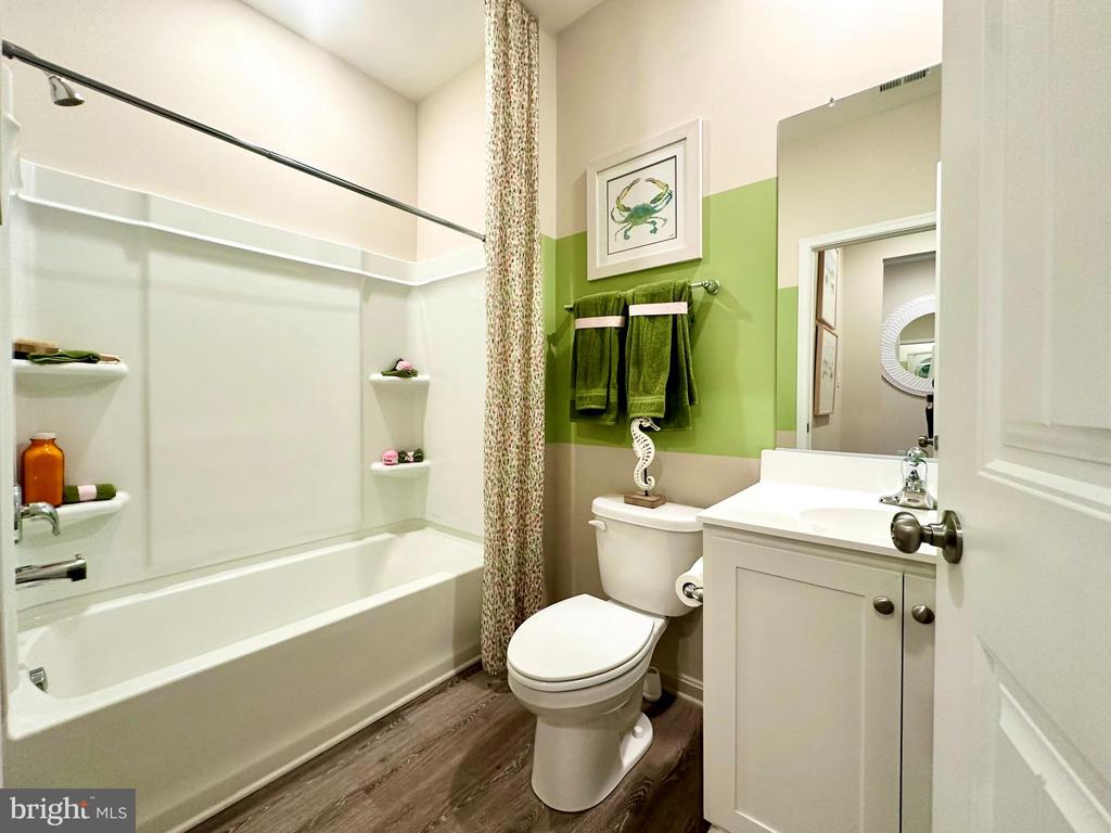 9175 GREENWAY TRAIL