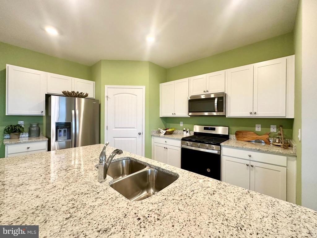 9175 GREENWAY TRAIL