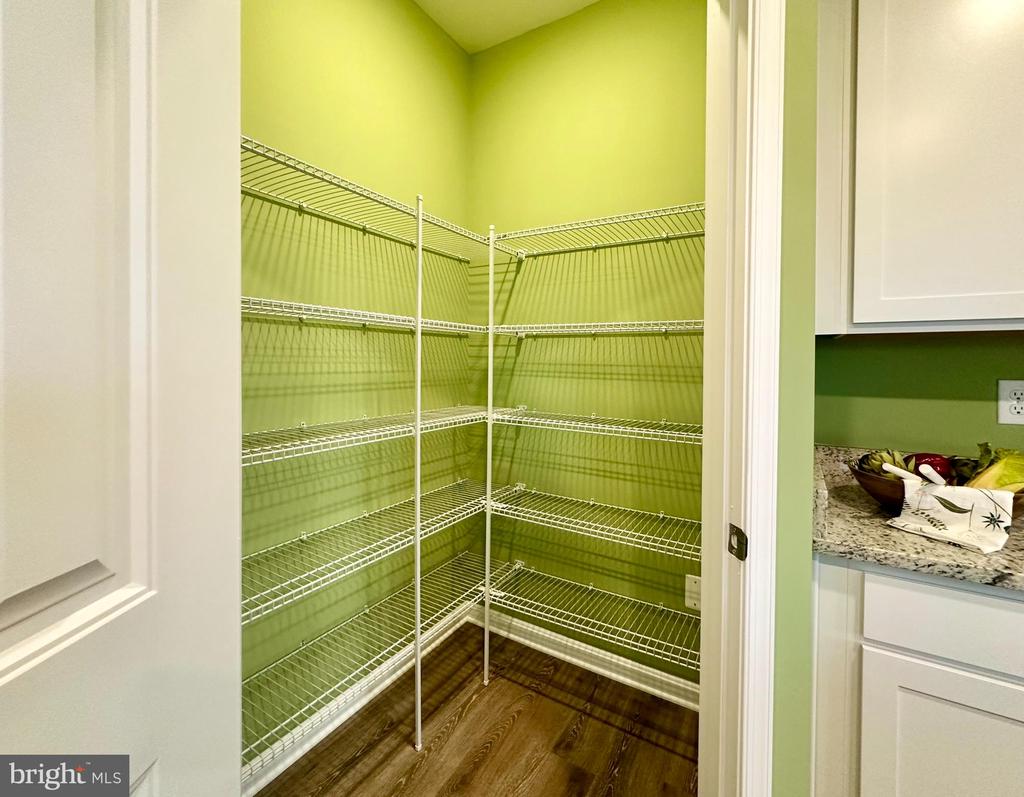 9175 GREENWAY TRAIL