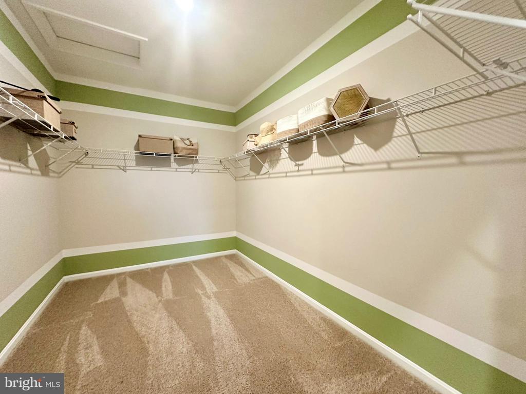 9175 GREENWAY TRAIL