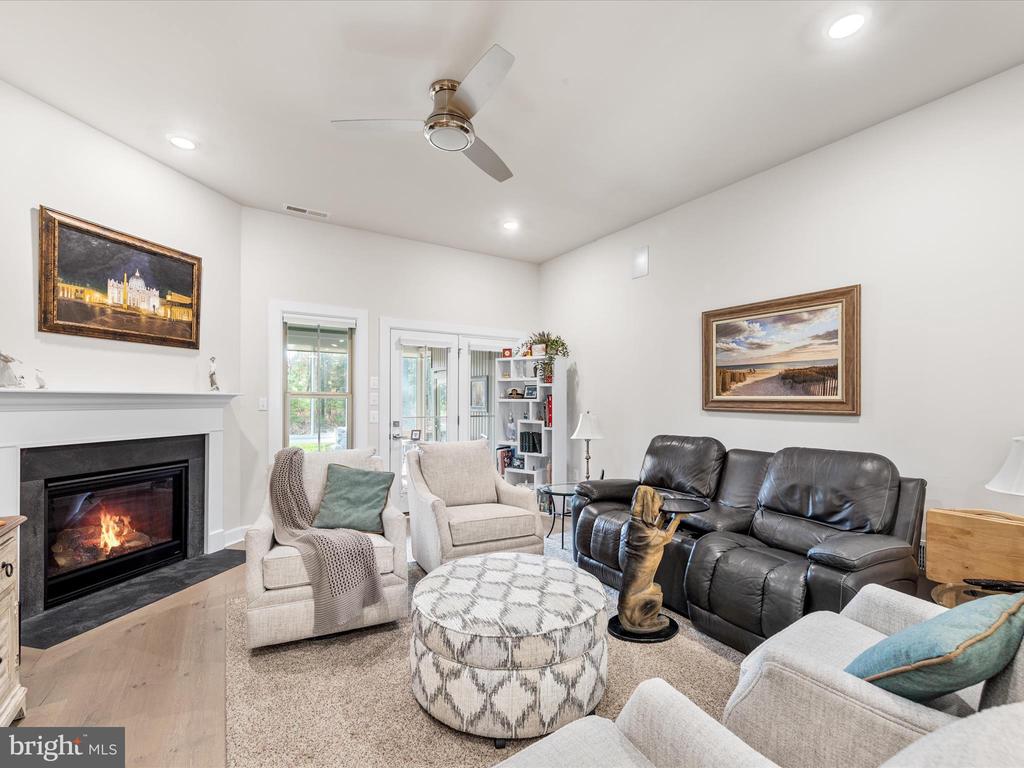 21076 Cormorant Way