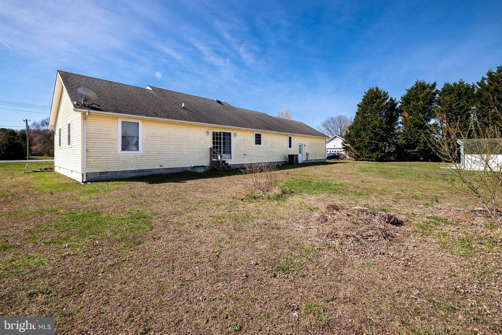 12737 Beach Hwy