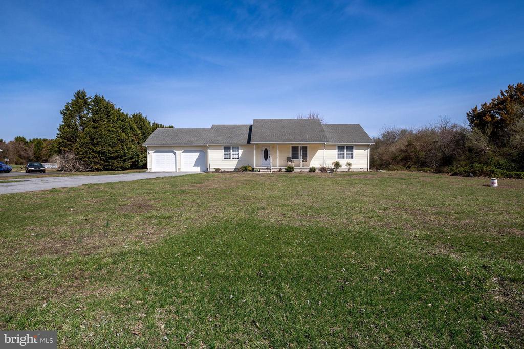 12737 Beach Hwy