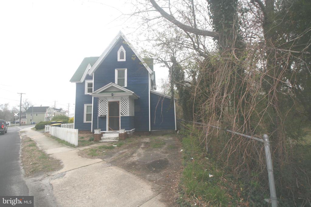 103 WEST STREET
