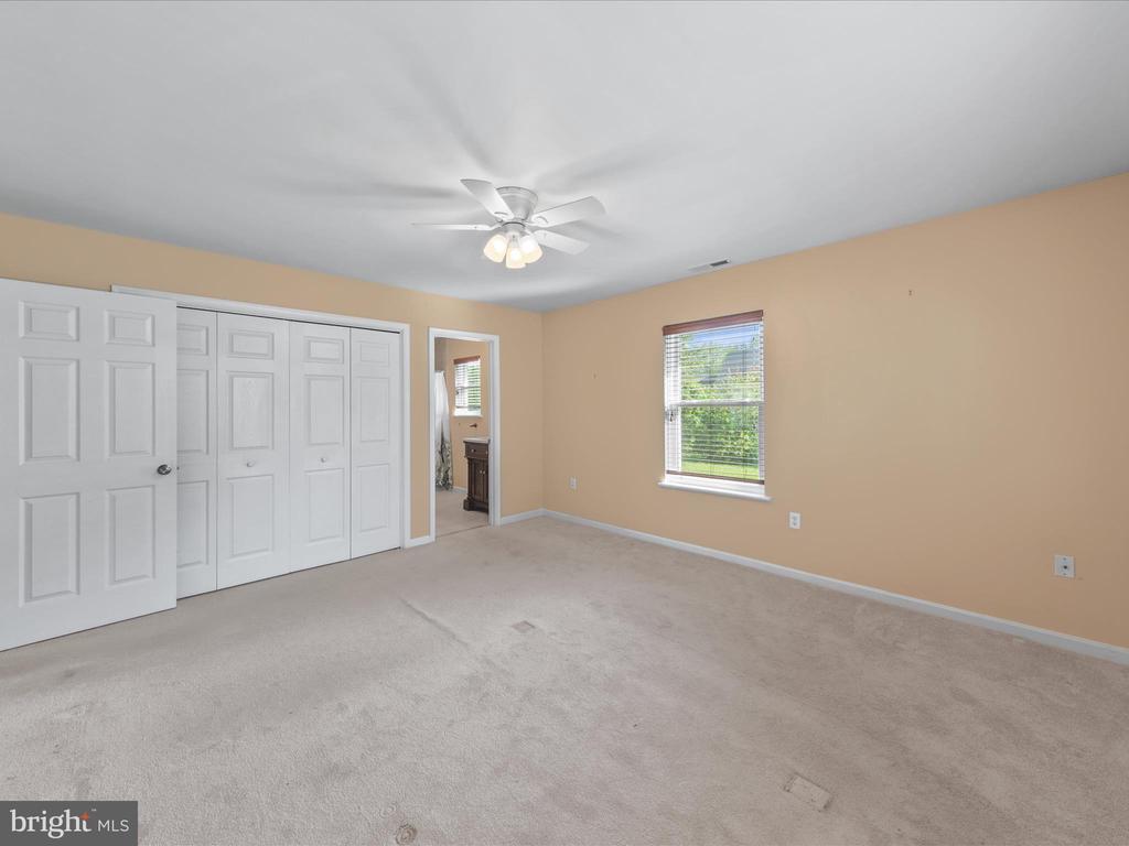 24 Tulane Dr