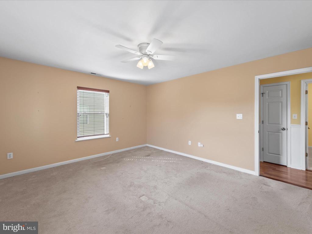24 Tulane Dr