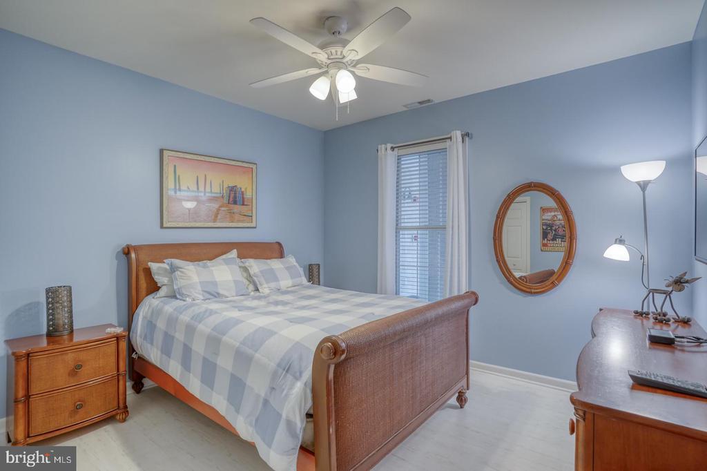 19999 SANDY BOTTOM CIRCLE 6103