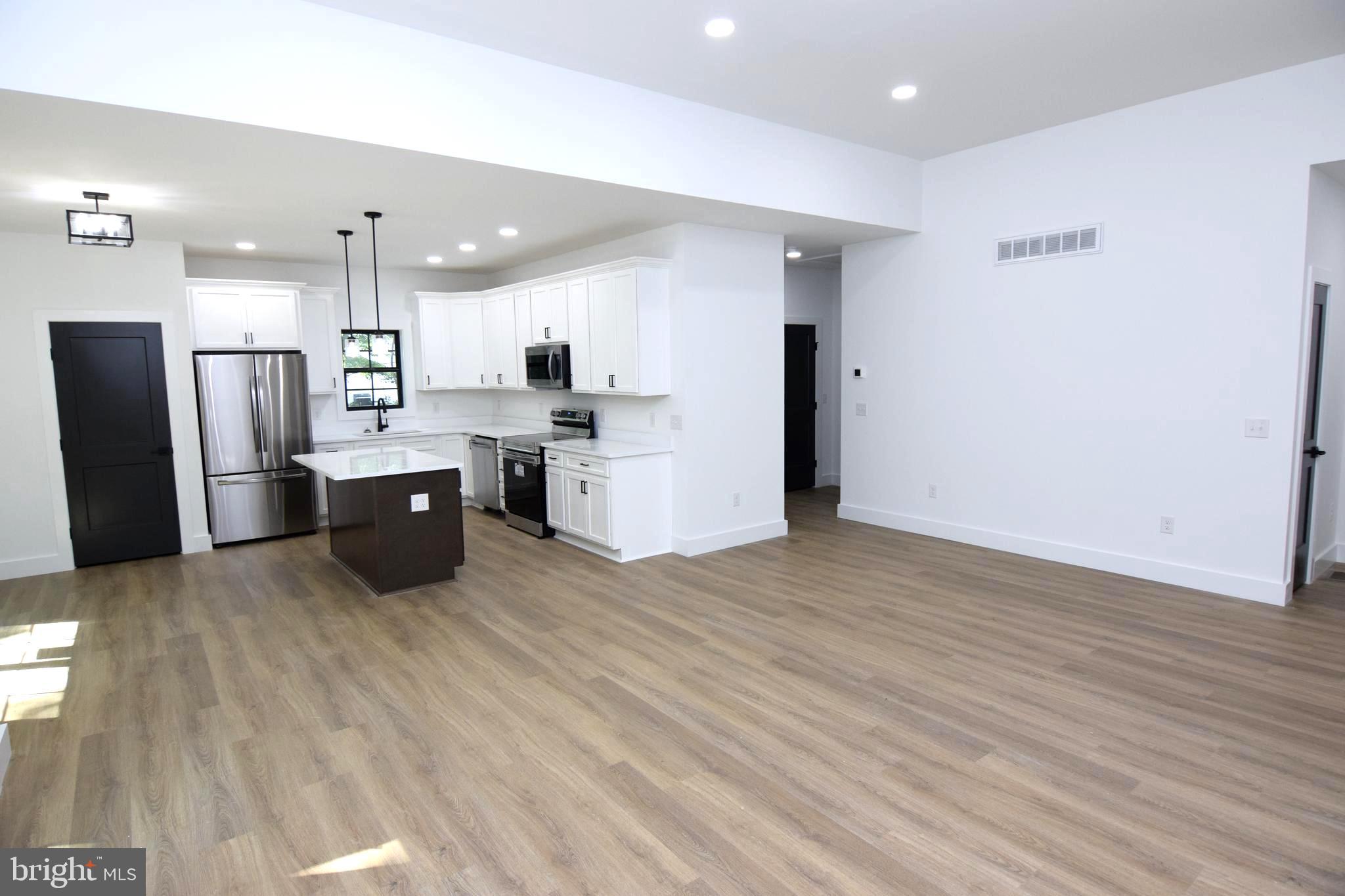 14064 Jana Circle East