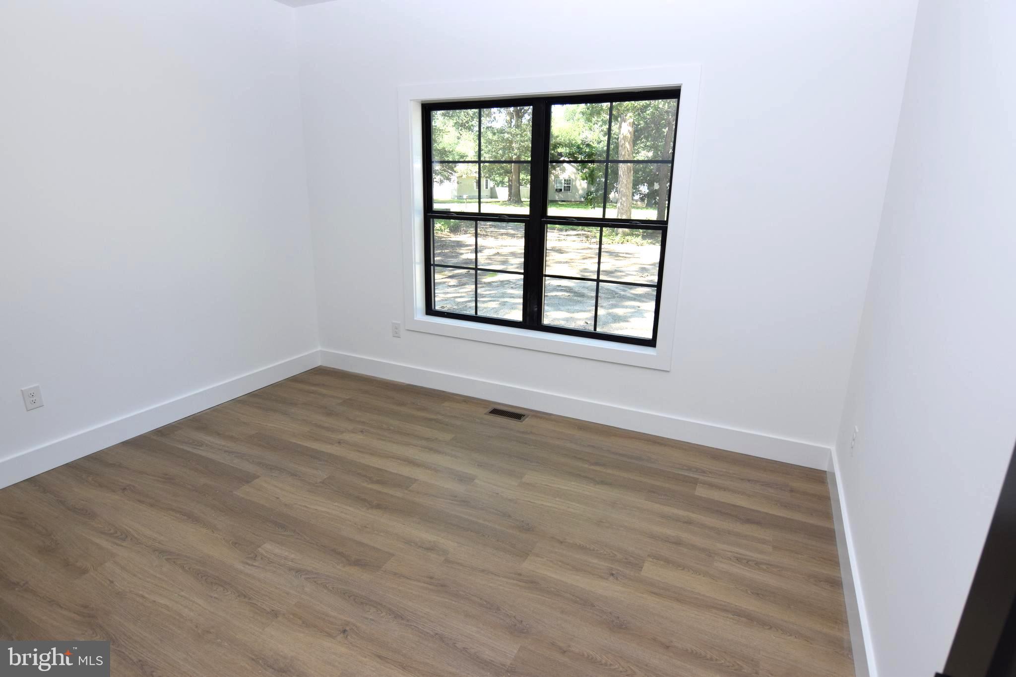 14064 Jana Circle East