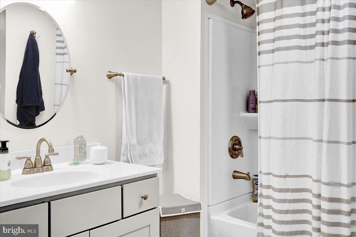 26484 RIVER BREEZE DRIVE