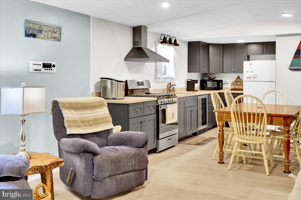 26484 RIVER BREEZE DRIVE