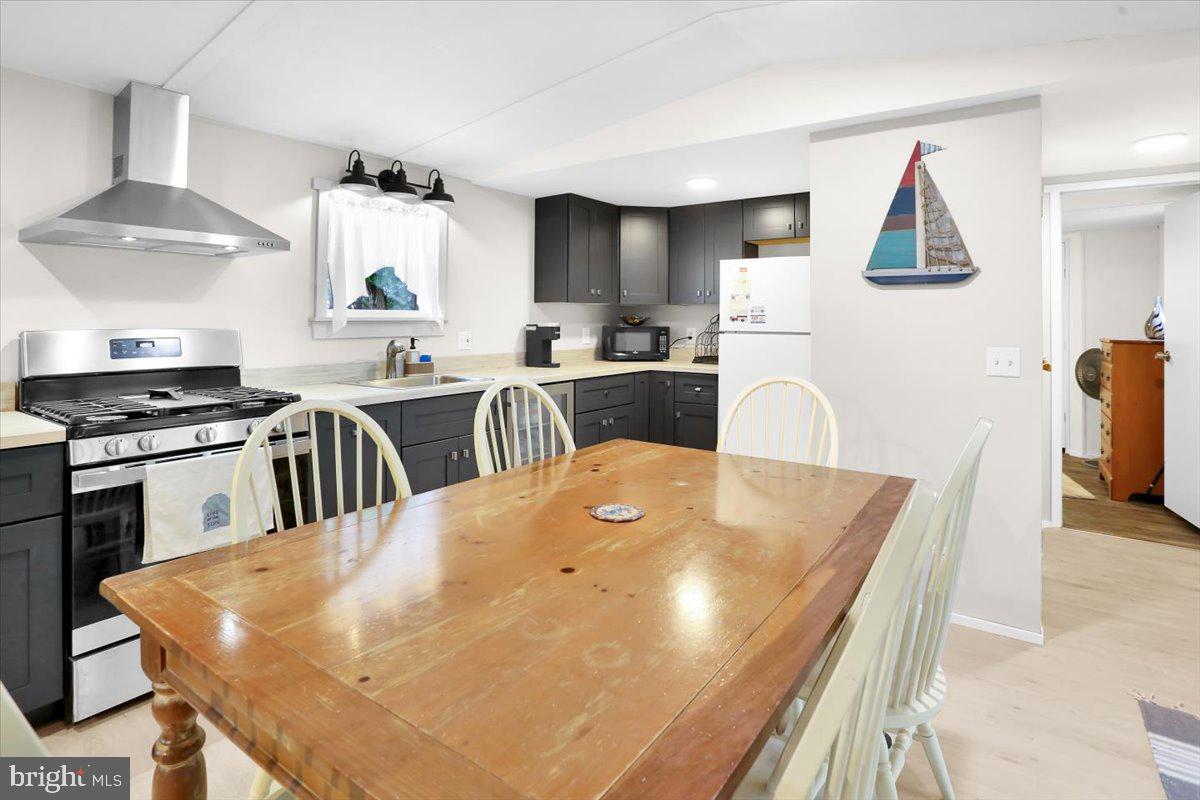 26484 RIVER BREEZE DRIVE