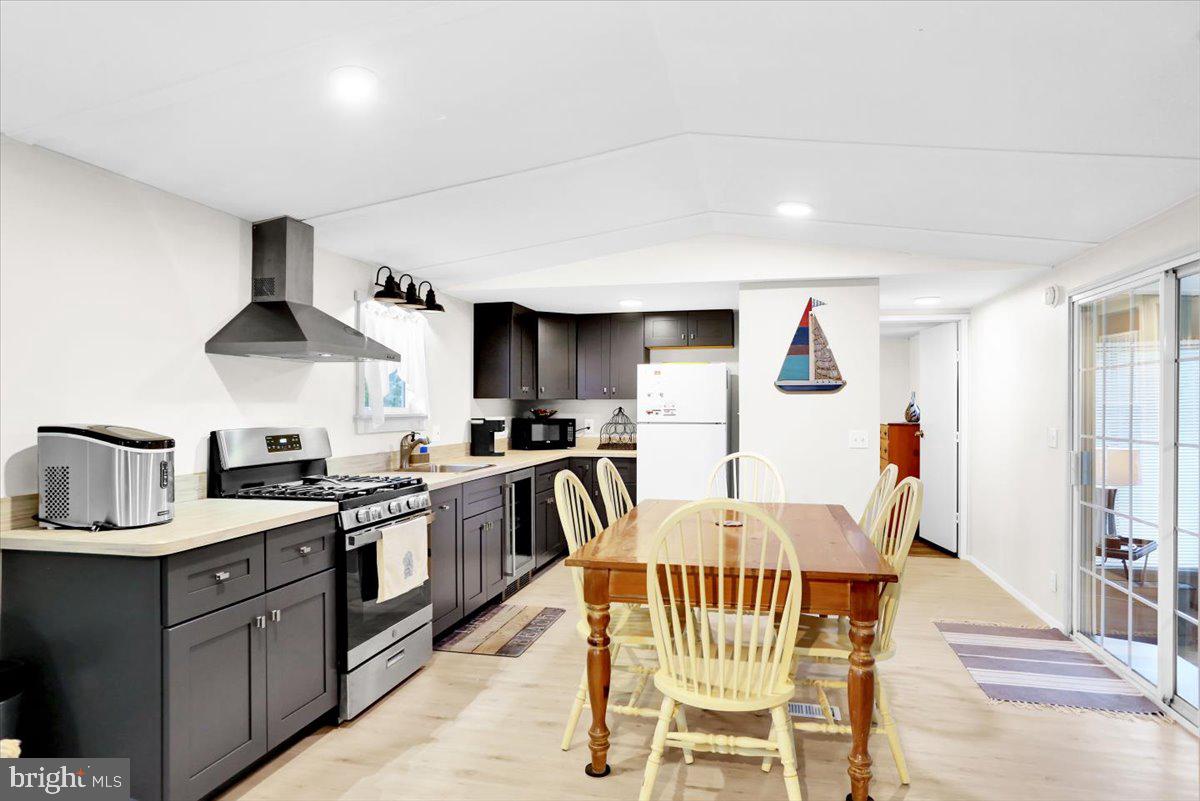 26484 RIVER BREEZE DRIVE