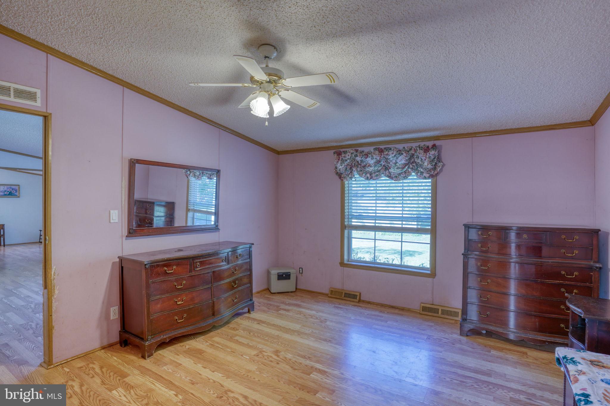 33437 HARTFORD COURT