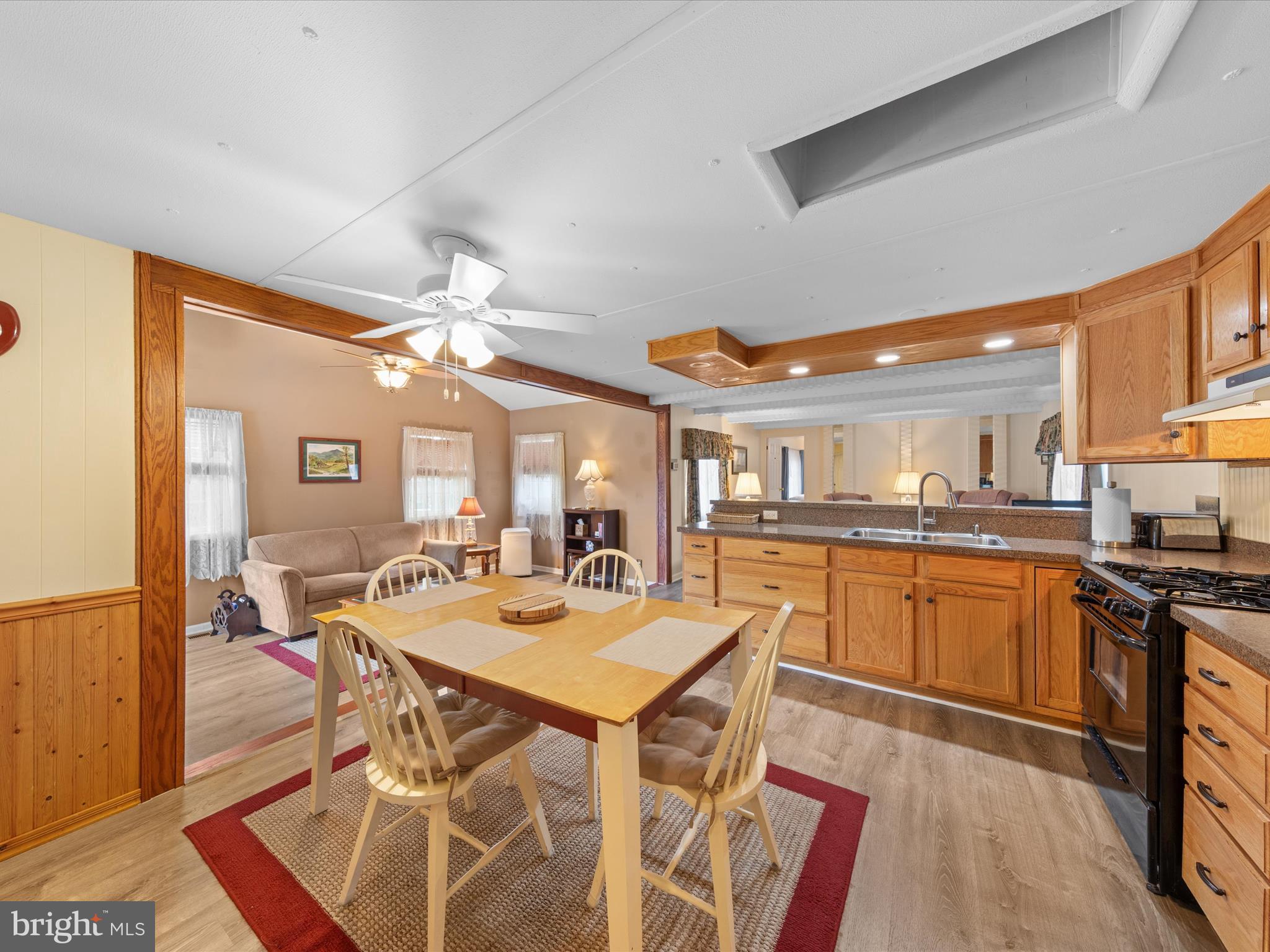 33442 BUTTERCUP STREET