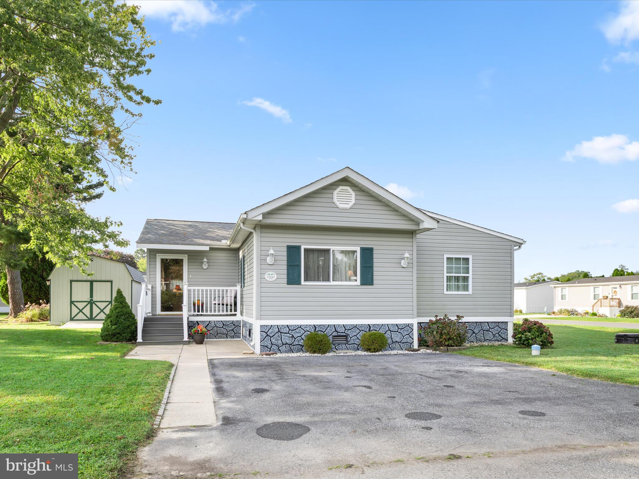 33442 BUTTERCUP STREET