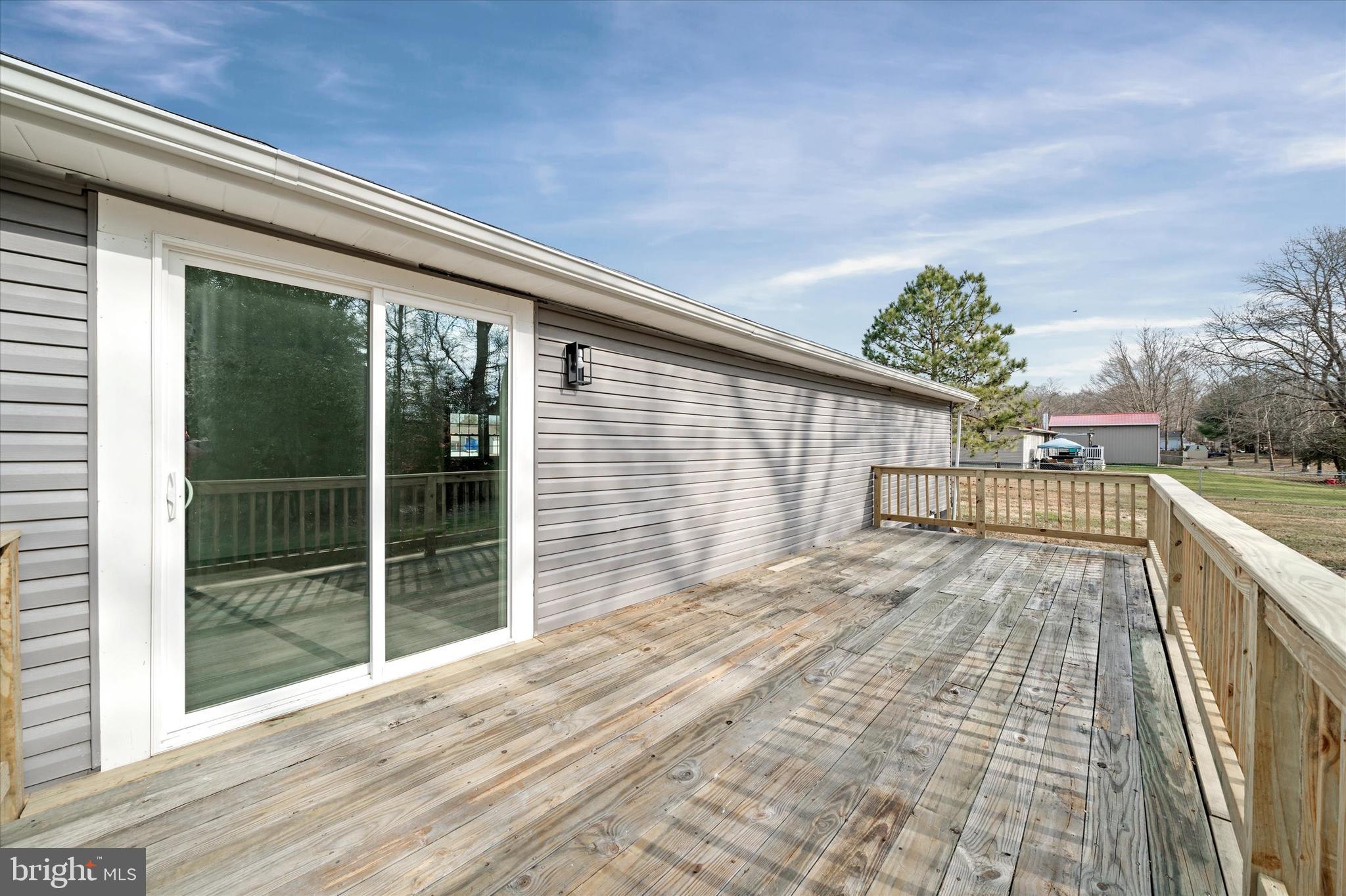 11585 GLEN CIRCLE