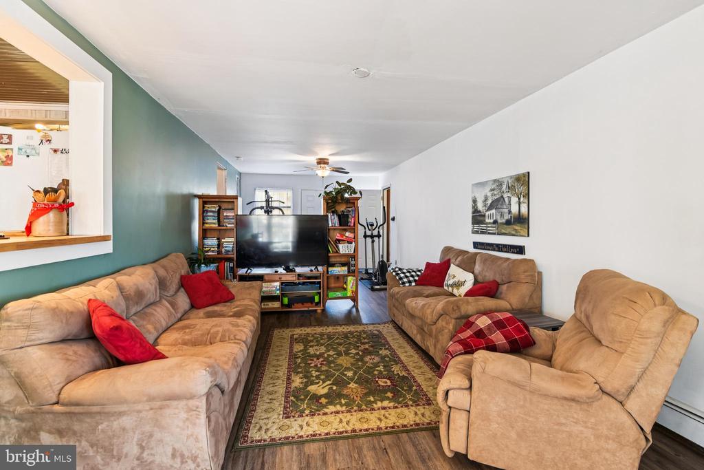 9266 SHARPTOWN ROAD
