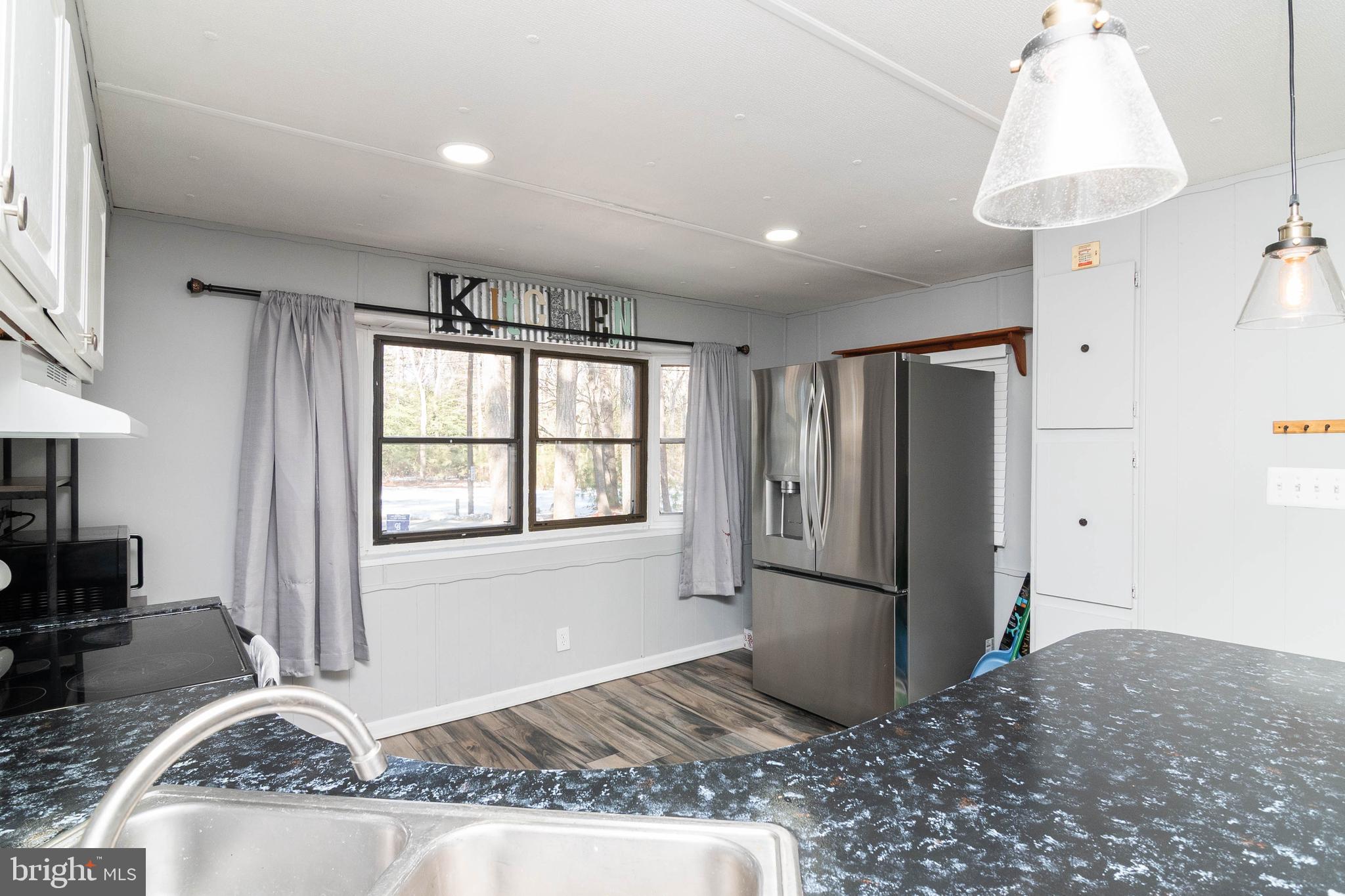 35502 E HARBOR DRIVE