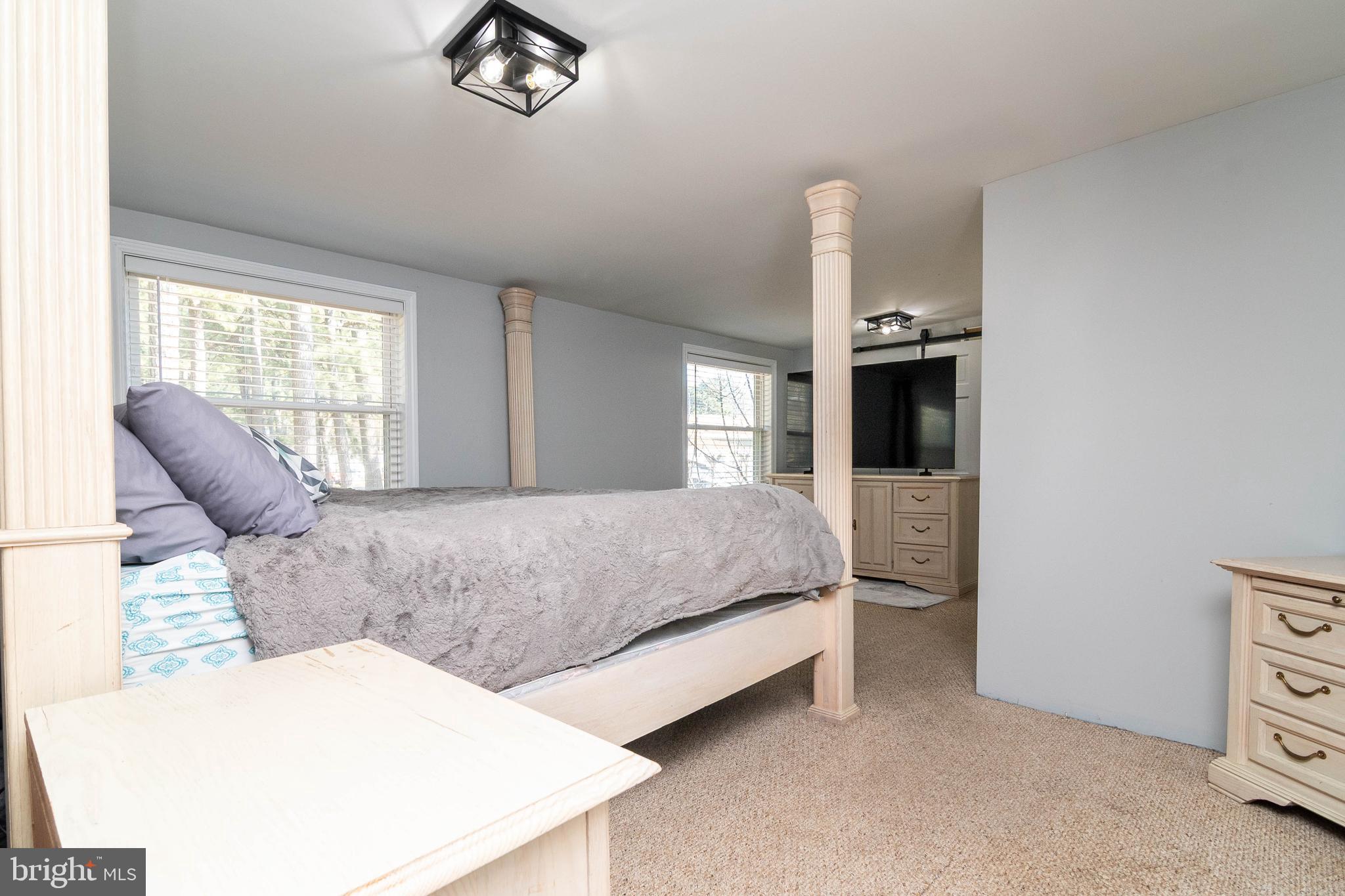 35502 E HARBOR DRIVE