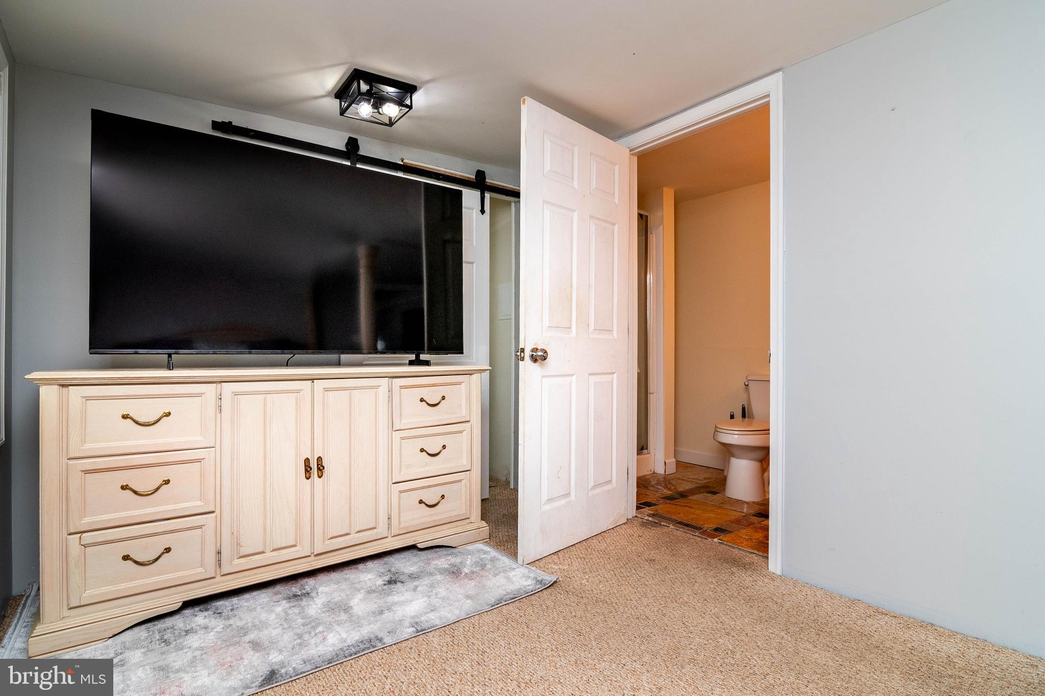 35502 E HARBOR DRIVE