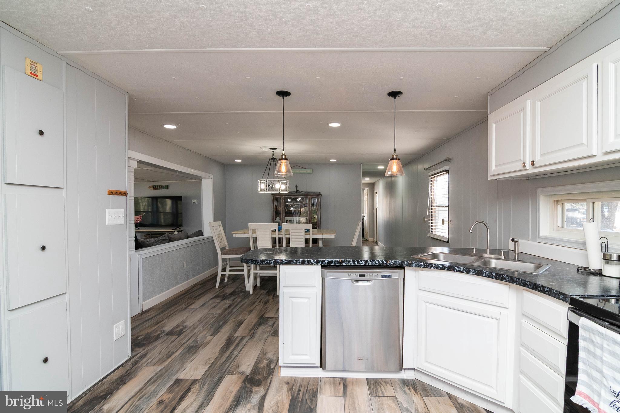 35502 E HARBOR DRIVE