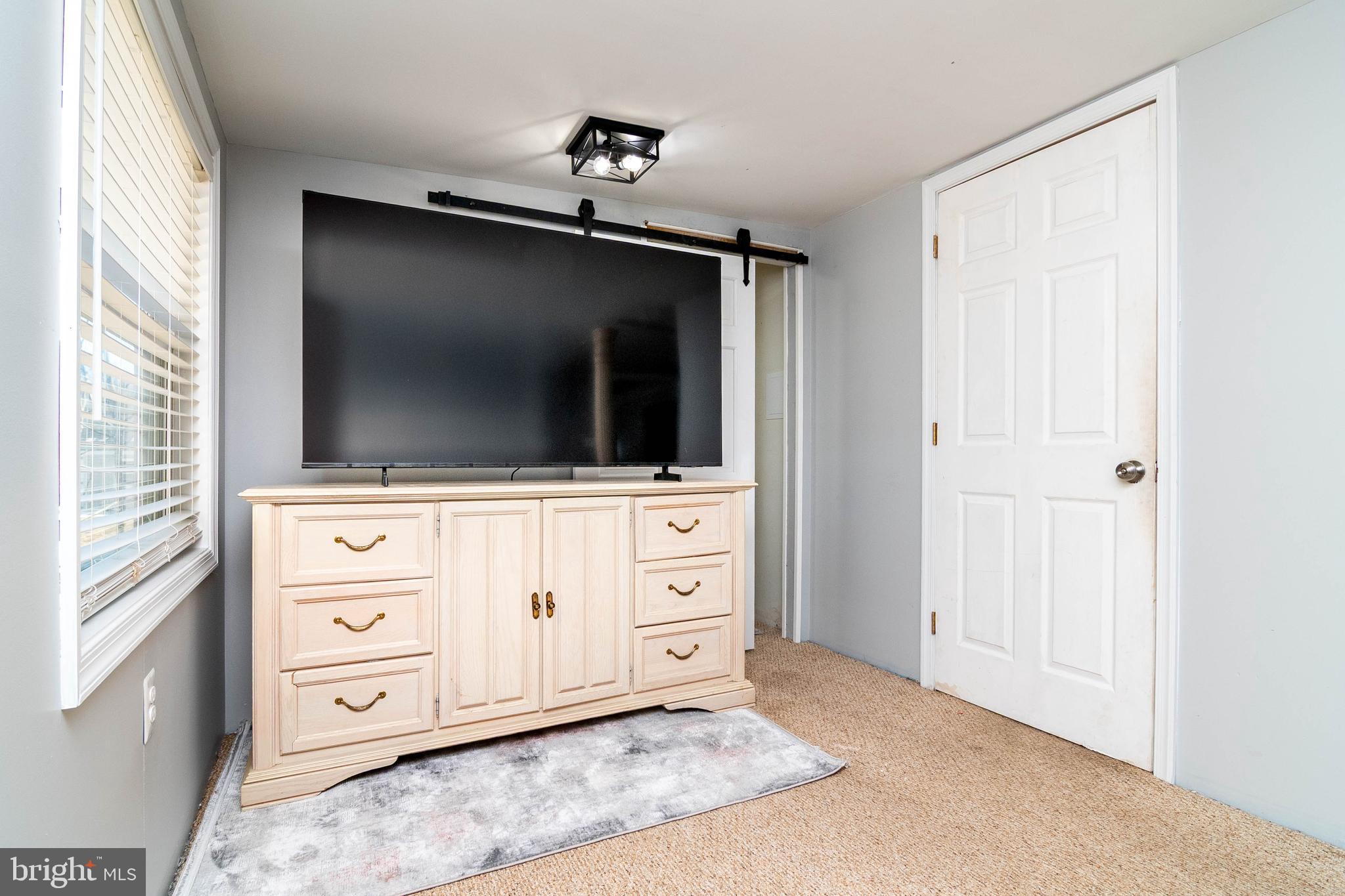 35502 E HARBOR DRIVE