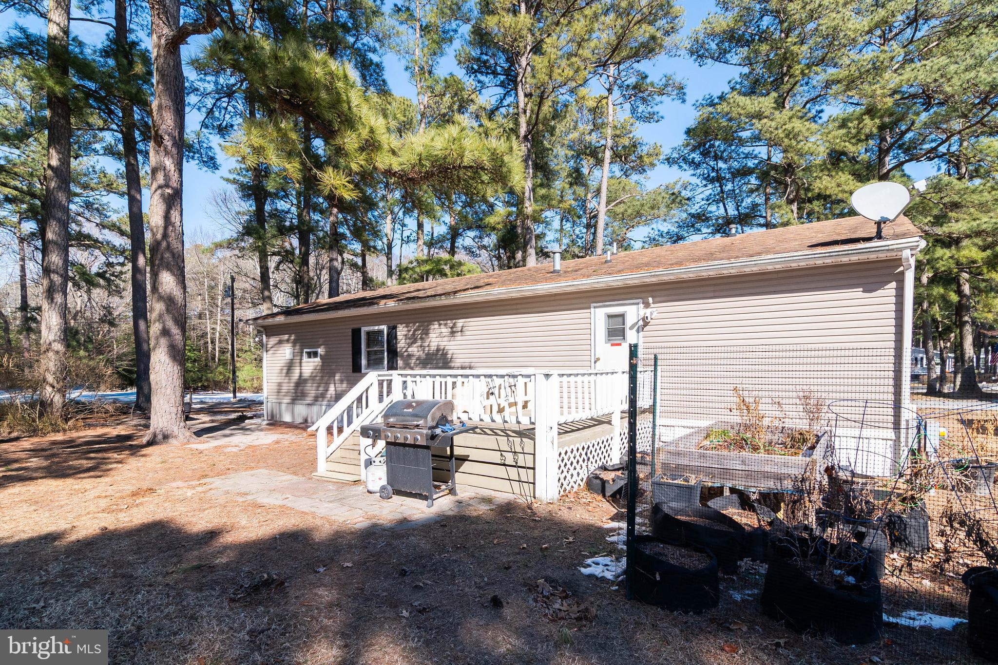 35502 E HARBOR DRIVE