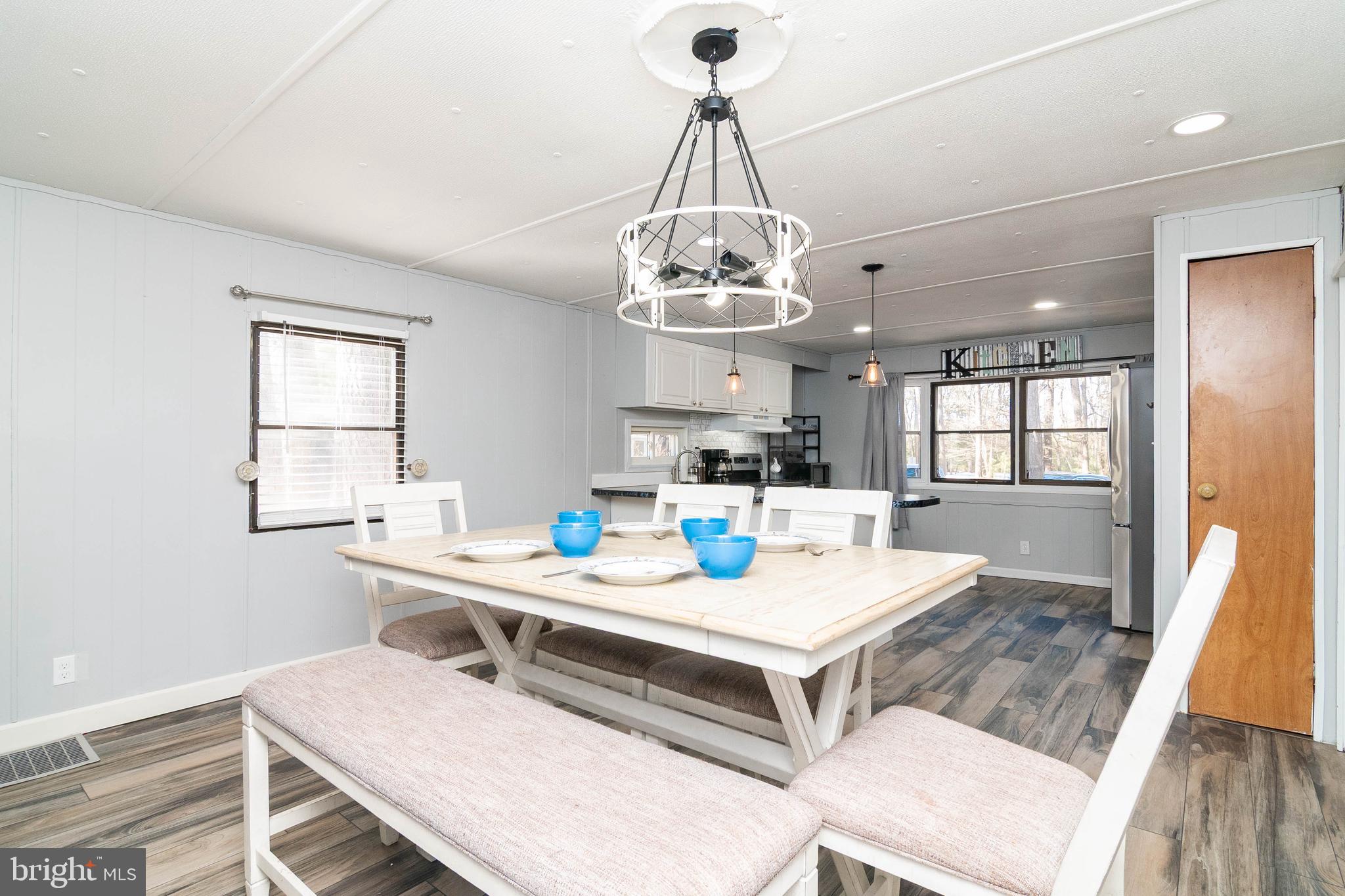 35502 E HARBOR DRIVE