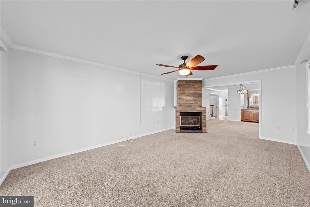 100 MILL POND DRIVE 6