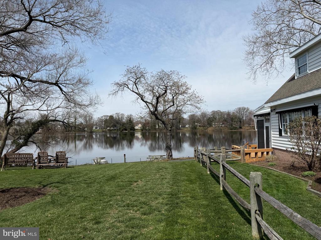 100 MILL POND DRIVE 6