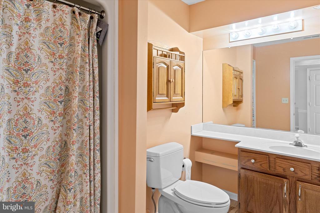 100 MILL POND DRIVE 6