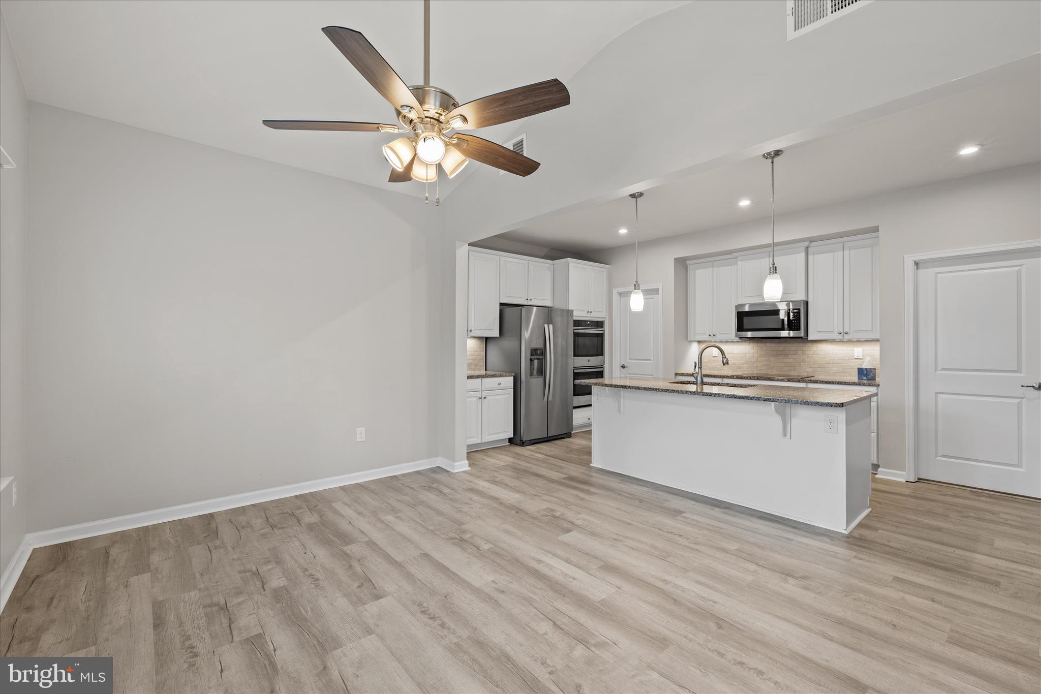 32503 W HAVEN WOOD DRIVE