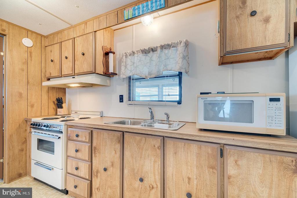 38052 RABBIT ROAD