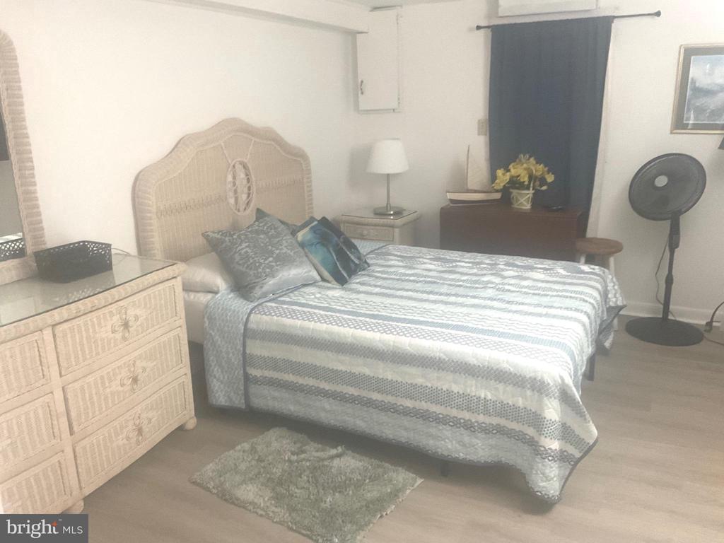 58 MARYLAND AVENUE Unit: 6