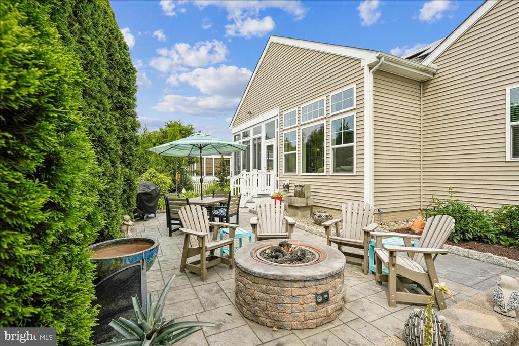 118 OYSTERMAN DRIVE