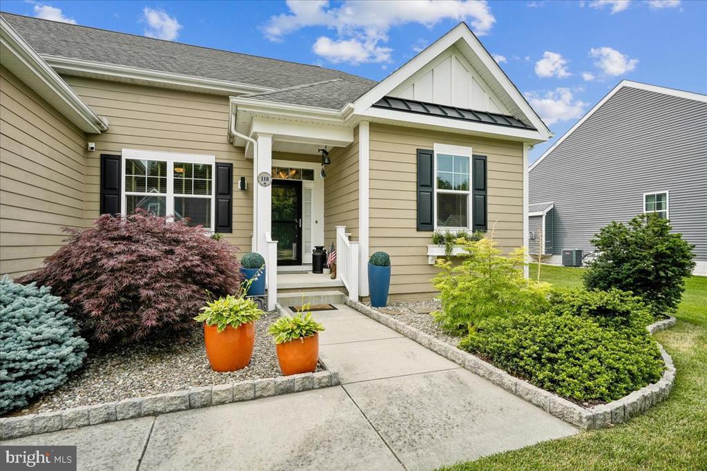 118 OYSTERMAN DRIVE