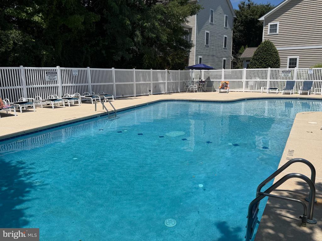 37506 KAITLYN DRIVE Unit: 20