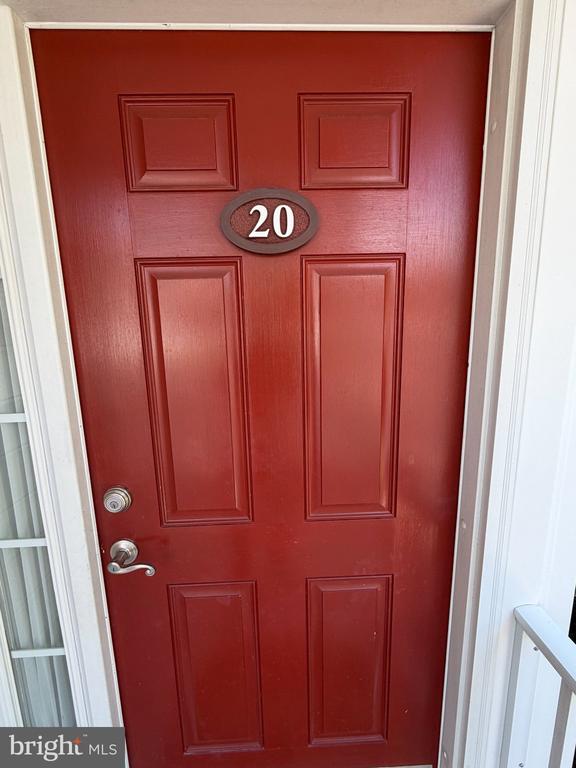 37506 KAITLYN DRIVE Unit: 20