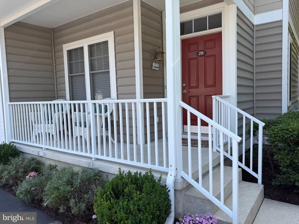 37506 KAITLYN DRIVE Unit: 20