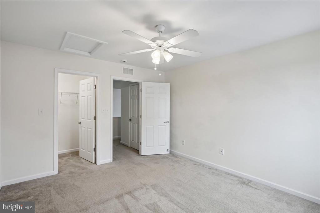 127 Carriage Dr.