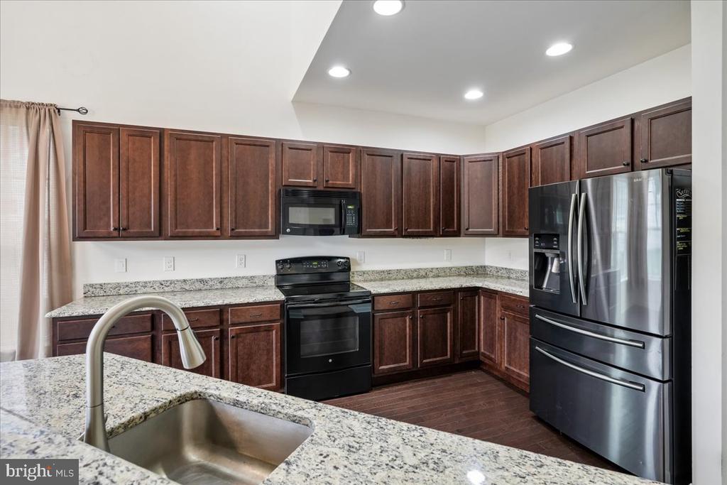 127 Carriage Dr.